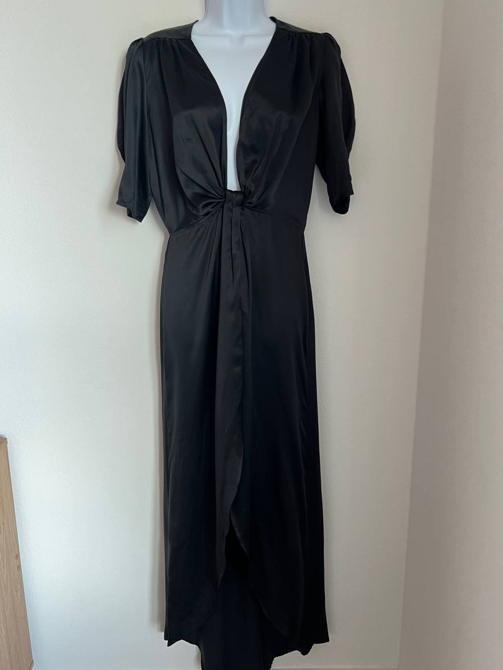 Reformation Black 100% Silk Maxi Dress – Size 6